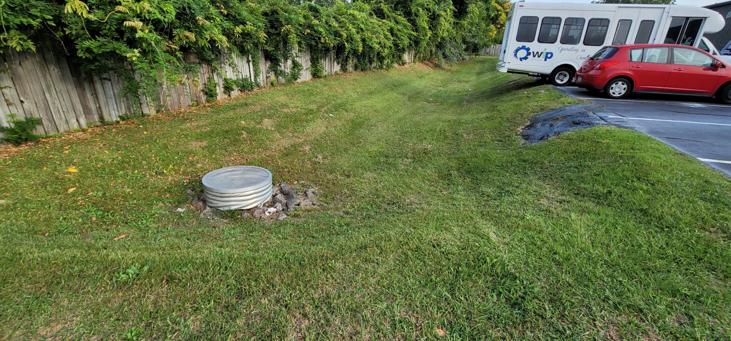 Stormwater infiltration system allowing runoff to soak into soil